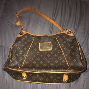 Louis Vuitton Purse